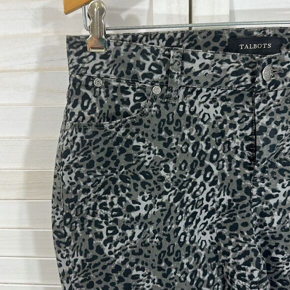 Talbots Jeans Size 4 Leopard Stretch Straight Leg Denim NWT - Picture 4 of 12